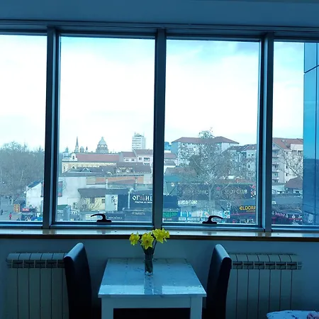 Central Apartment With 24-7 Building Security Novi Sad Exterior photo